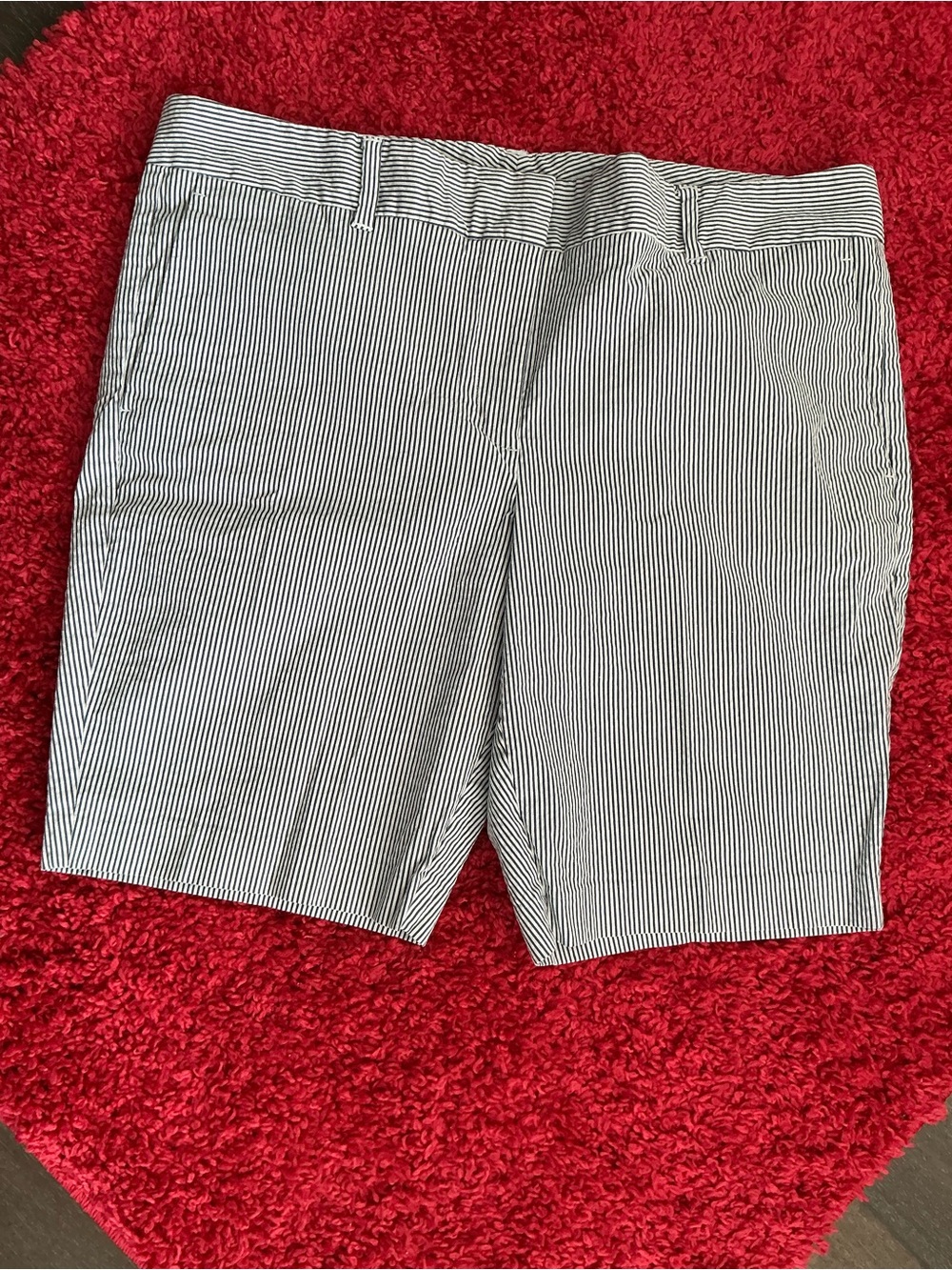 Ann Taylor Black & White Seersucker Stripe Bermuda Shorts